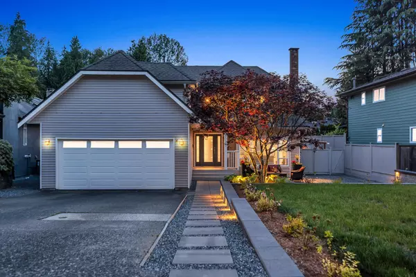 2021 Rufus DR, North Vancouver, BC V7J 3N2