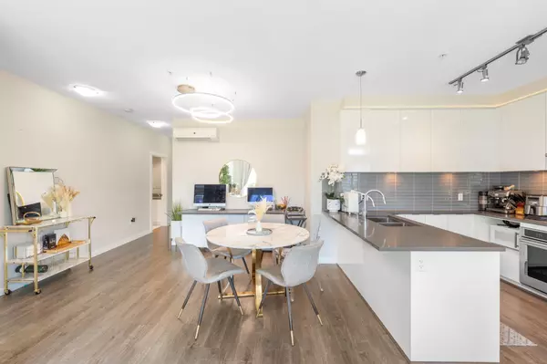 Richmond, BC V6X 0P1,9388 Tomicki AVE #215