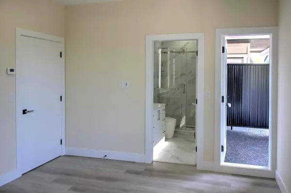 Ladner, BC V4K 3G2,5169 57 ST