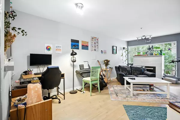 Port Coquitlam, BC V3C 6E9,2401 Hawthorne AVE #209