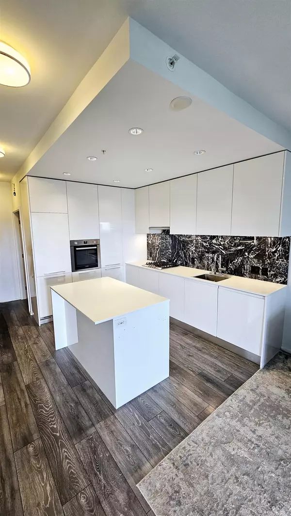 Burnaby, BC V5C 0K4,4510 Halifax WAY #6005