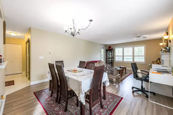 Surrey, BC V3W 0R9,13870 70 AVE #303