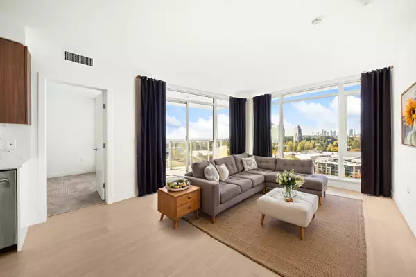 Burnaby, BC V3N 0J4,7683 Park CRES #1101