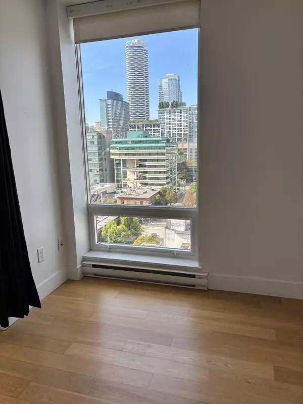 Vancouver, BC V6B 0E4,565 Smithe ST #1503
