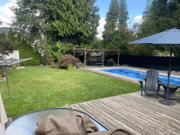 Coquitlam, BC V3J 3M7,895 Como Lake AVE
