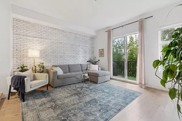 North Vancouver, BC V7J 0A5,772 Orwell ST