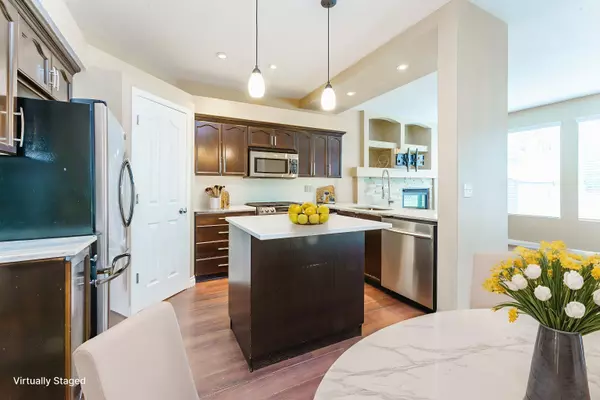 Maple Ridge, BC V2W 1X8,24277 102a AVE