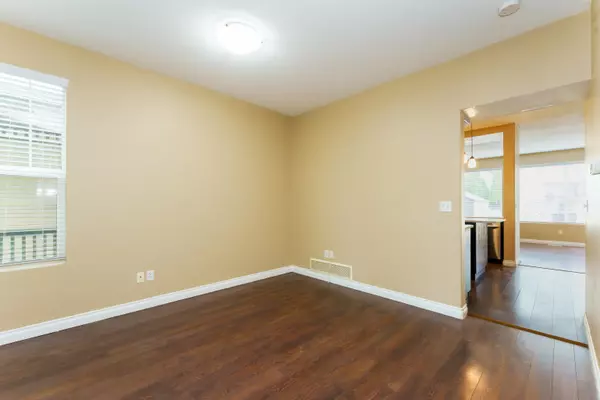 Maple Ridge, BC V2W 1X8,24277 102a AVE