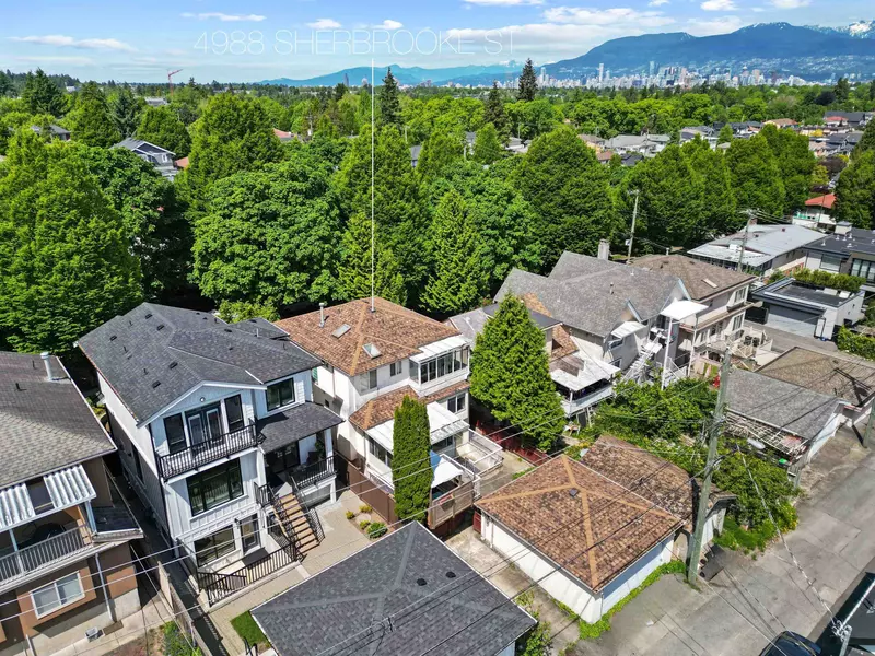 4988 Sherbrooke ST, Vancouver, BC V5W 3M2