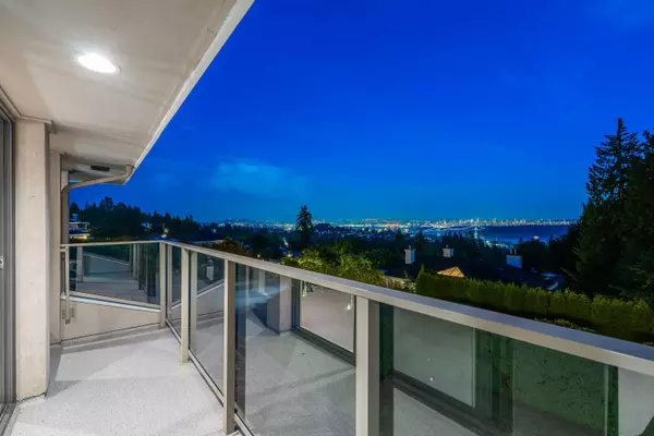 West Vancouver, BC V7S 3G5,1595 Tyrol CT