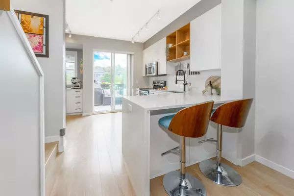 Pitt Meadows, BC V3Y 0B9,10974 Barnston View RD #5