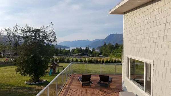 Sechelt, BC V7Z 0L1,6315 Rimrock RD