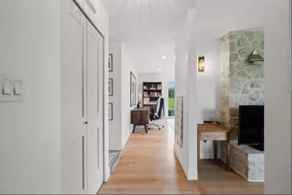 Langley, BC V1M 3V3,22125 102 AVE