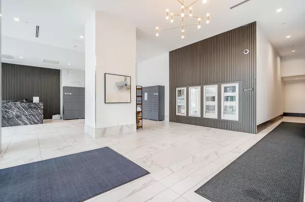 Surrey, BC V3T 0S1,13350 Central AVE #717