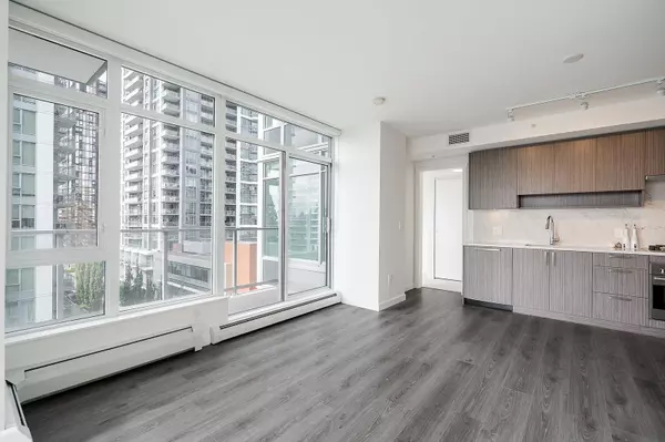 Surrey, BC V3T 0S1,13350 Central AVE #717