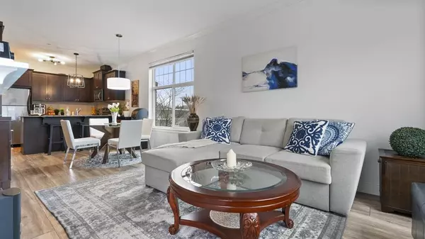 Surrey, BC V3S 1J1,17712 57a AVE #213