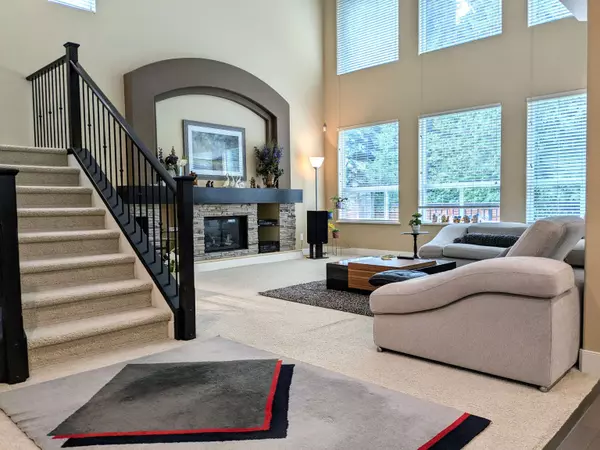 Coquitlam, BC V3E 0A9,3346 Devonshire AVE