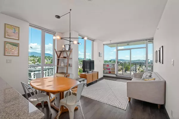 North Vancouver, BC V7L 4Y1,188 E Esplanade #2001