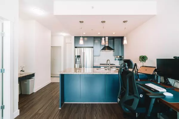 Burnaby, BC V3N 0A2,7088 18th AVE #2905