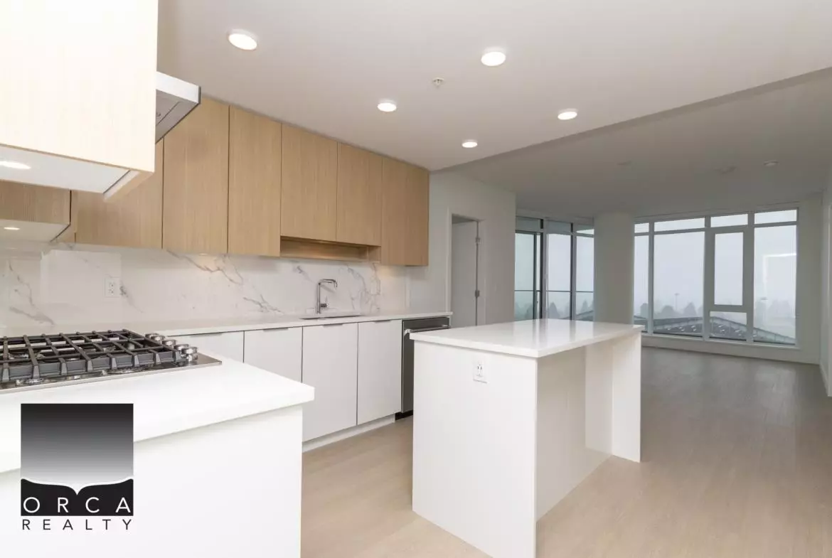 Burnaby, BC V3N 0J3,7683 Park CRES #1607