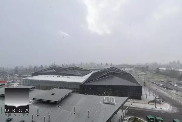 Burnaby, BC V3N 0J3,7683 Park CRES #1607