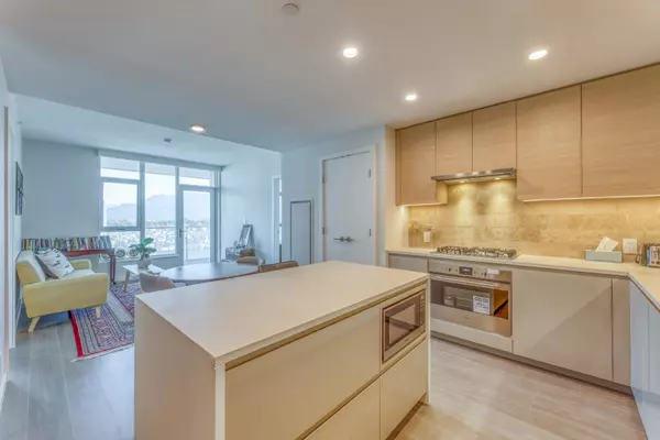 Burnaby, BC V5C 0N9,4168 Lougheed HWY #2806
