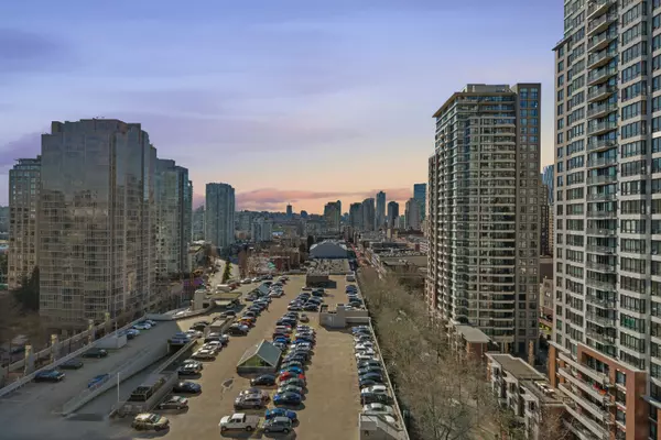 Vancouver, BC V6B 5W4,888 Hamilton ST #1201