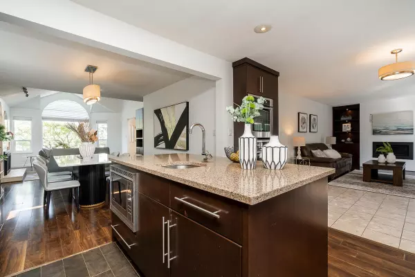 Richmond, BC V7E 6J6,12328 Imperial DR