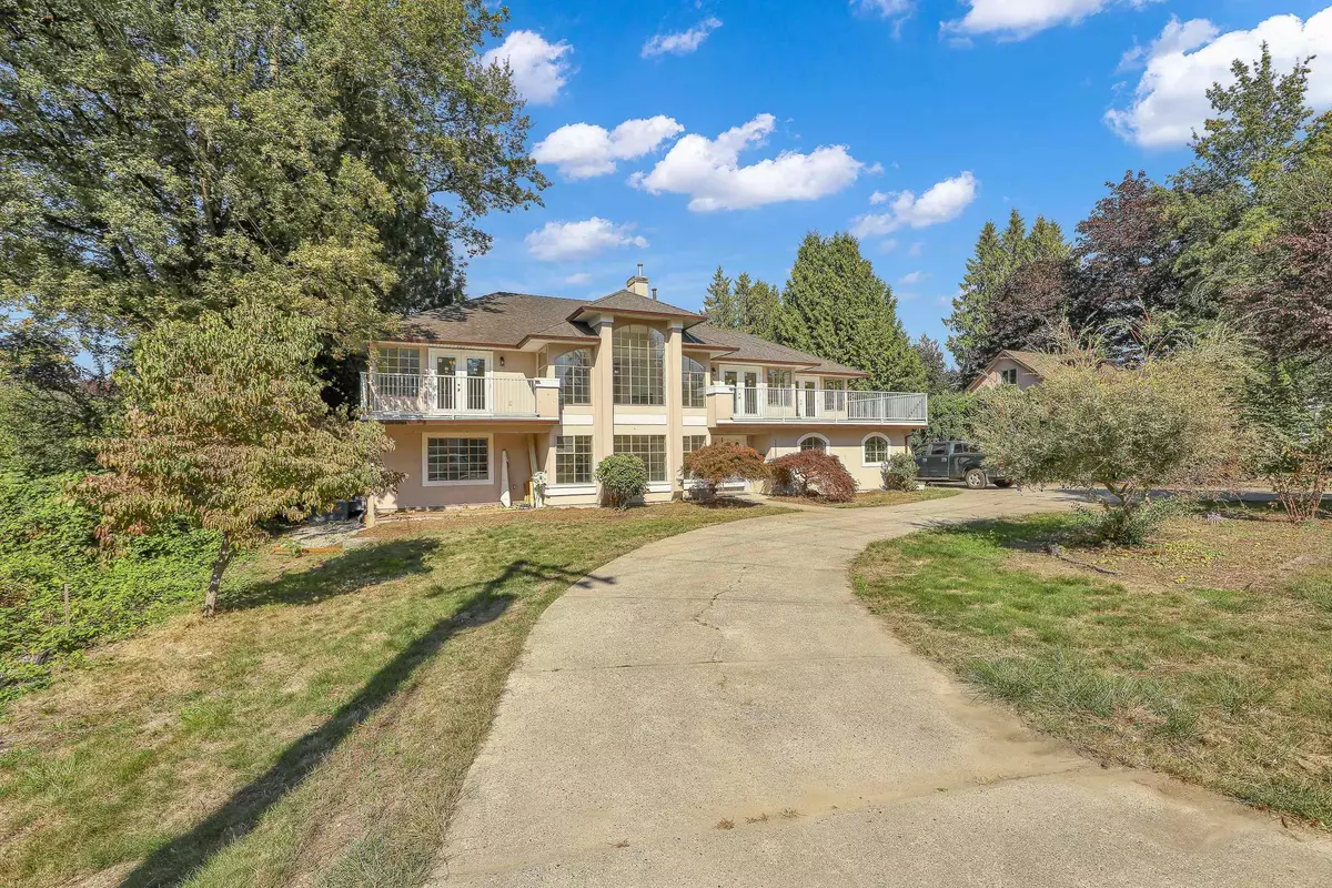 Maple Ridge, BC V2X 2A1,21105 River RD