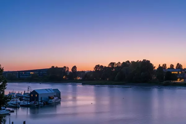 Richmond, BC V6X 0E3,3333 Corvette WAY #806