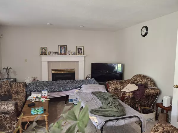 Surrey, BC V3W 4G4,8771 143 ST