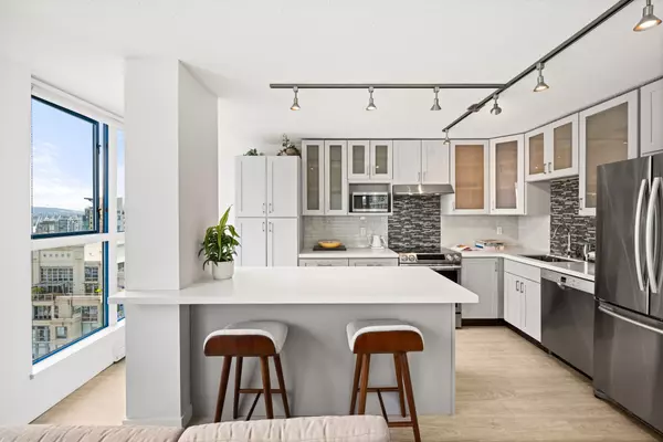 Vancouver, BC V6B 6J3,1238 Seymour ST #2004