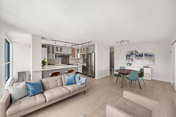 Vancouver, BC V6B 6J3,1238 Seymour ST #2004