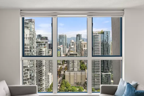 1238 Seymour ST #2004, Vancouver, BC V6B 6J3