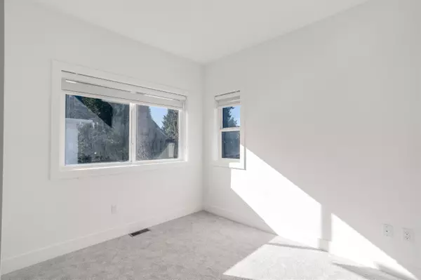 Delta, BC V4C 5N6,8335 115 ST #21