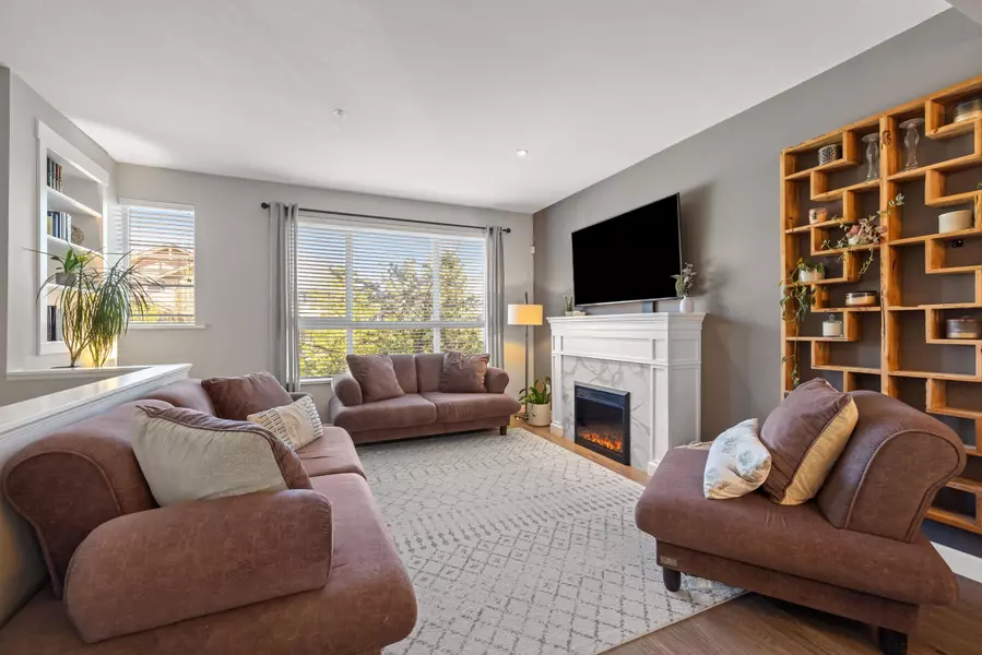 7059 210 ST #2, Langley, BC V2Y 0T2