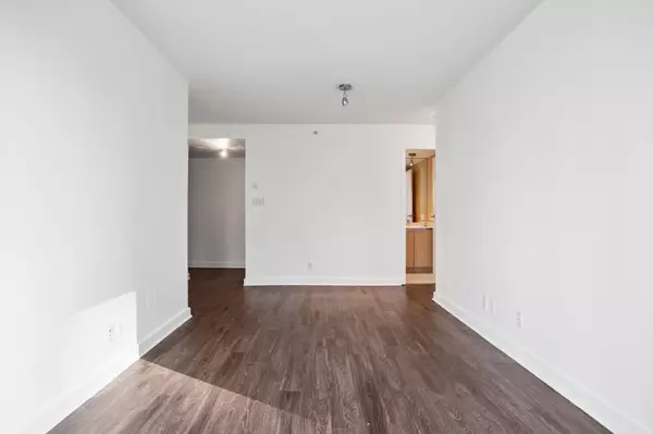 Vancouver, BC V6E 4R2,1200 W Georgia ST #508