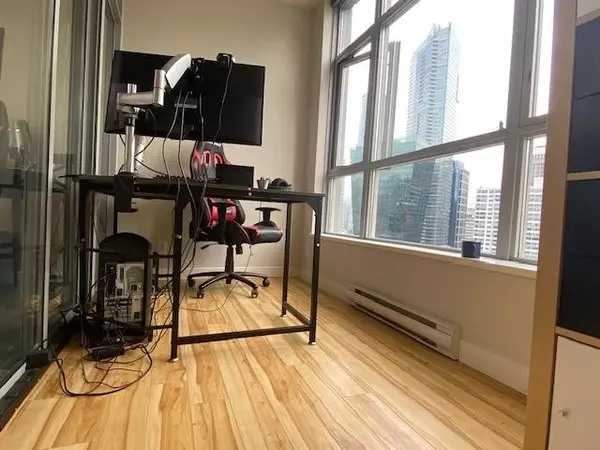 Vancouver, BC V6E 4T4,1050 Smithe ST #1104