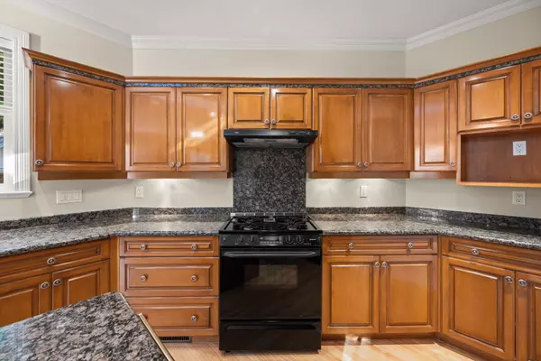 21061 44a AVE Langley, BC V3A 8P9