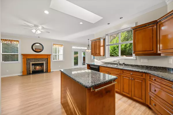 21061 44a AVE Langley, BC V3A 8P9