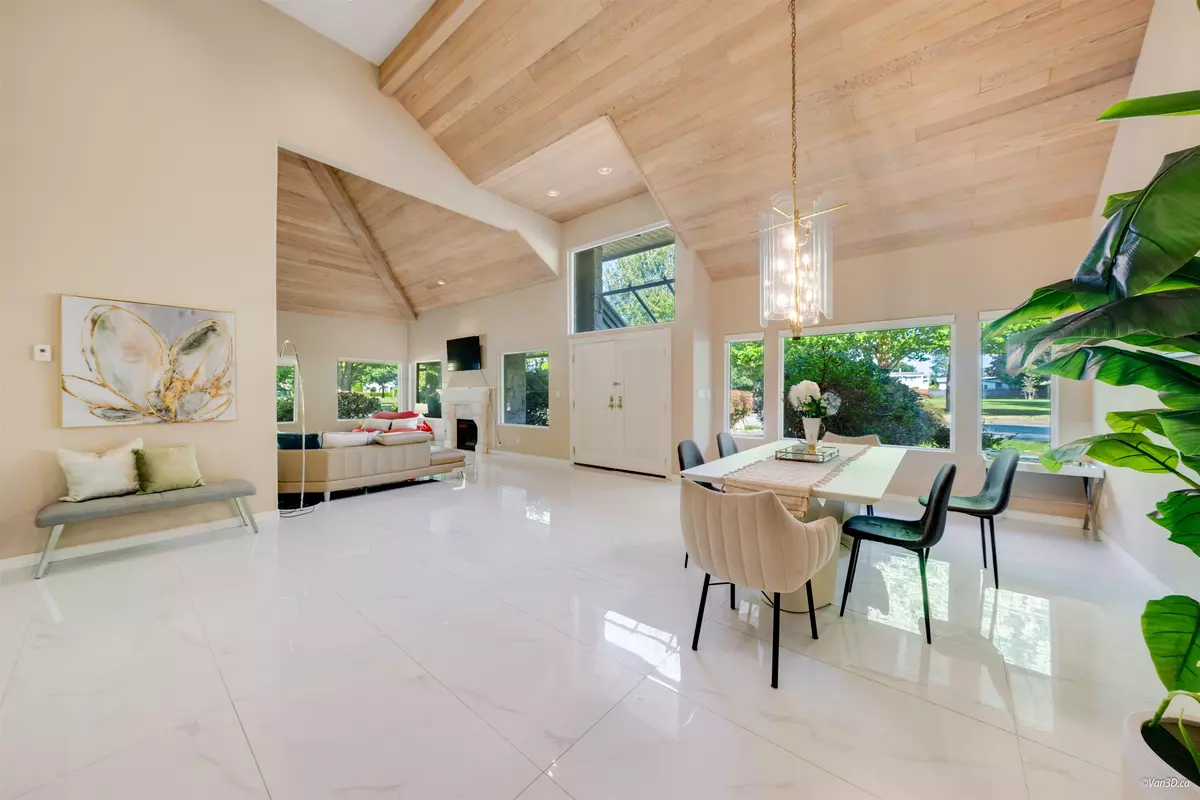 Richmond, BC V7C 4P8,7215 Frobisher DR