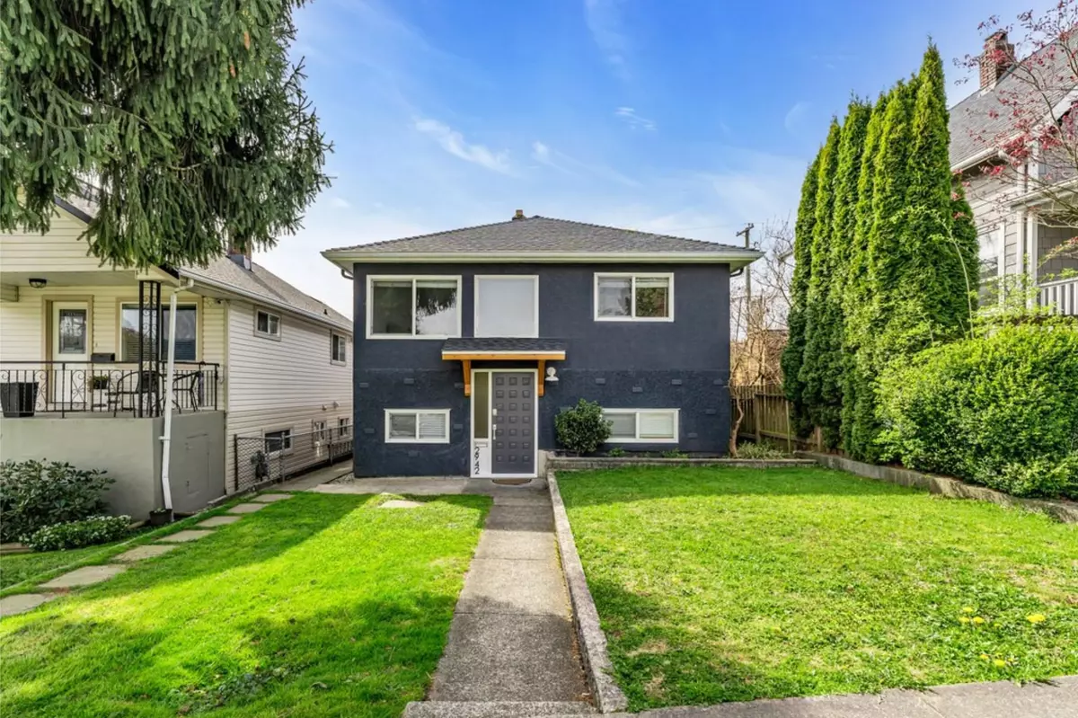 Vancouver, BC V5K 2K6,2942 E Georgia ST