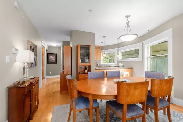 Vancouver, BC V6E 1Z4,1116 Bute ST #2