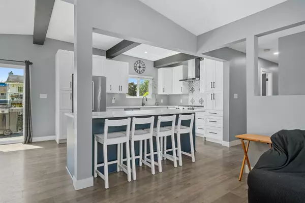 Maple Ridge, BC V2X 7H6,22580 Hinch CRES