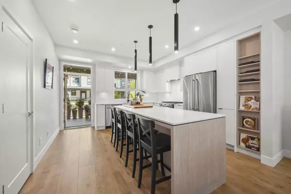 Chilliwack, BC V2R 6E9,45500 Campus DR #26