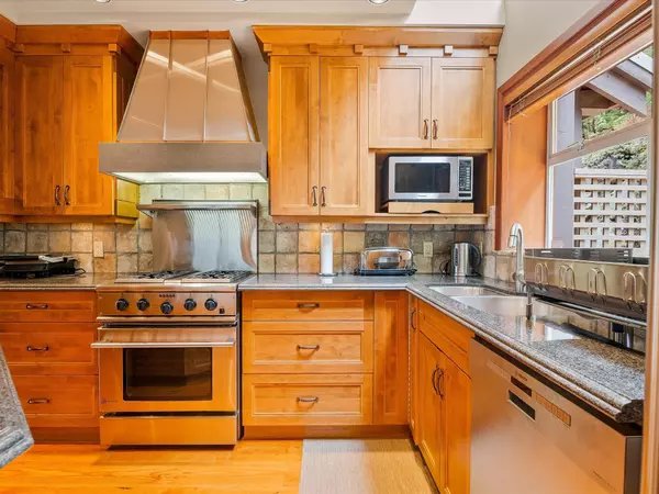 Whistler, BC V0N 1B4,4501 Blackcomb WAY #21