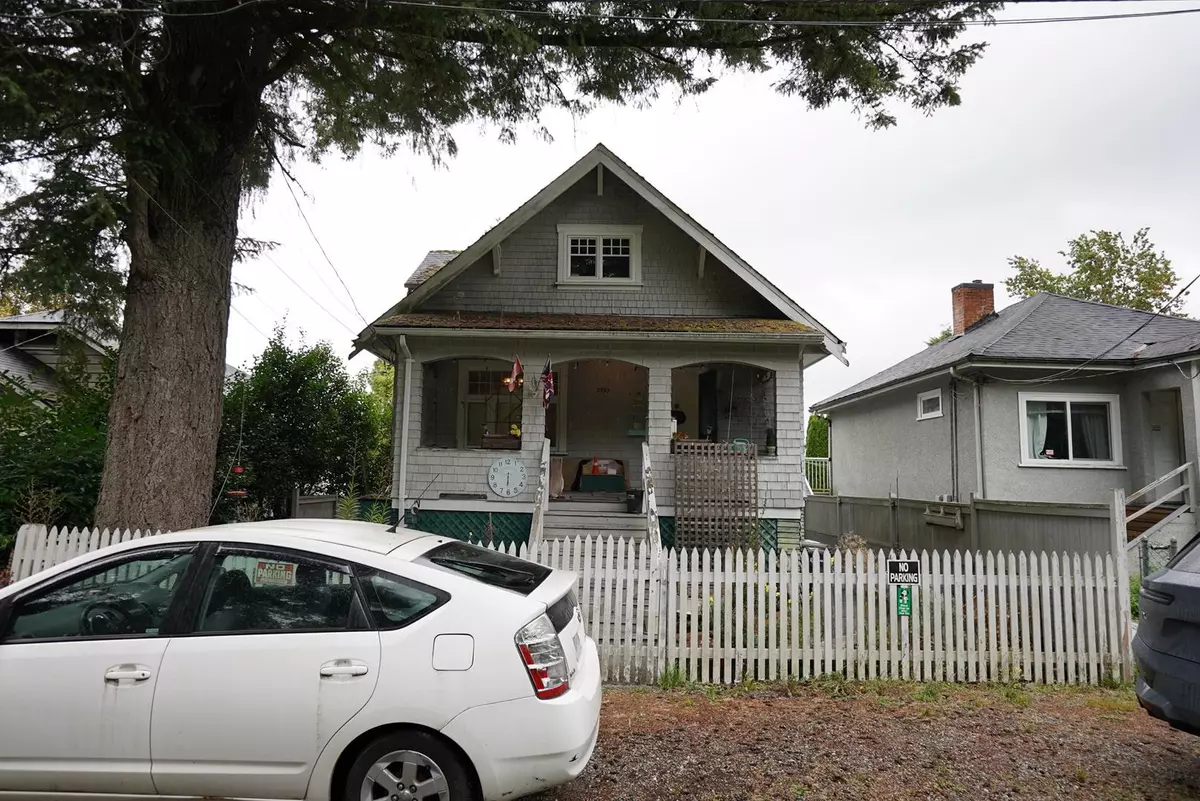 Burnaby, BC V5H 1J9,3865 Sandell ST