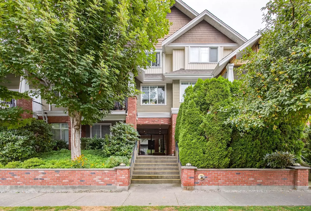 Port Coquitlam, BC V3B 1P1,1567 Grant AVE #212