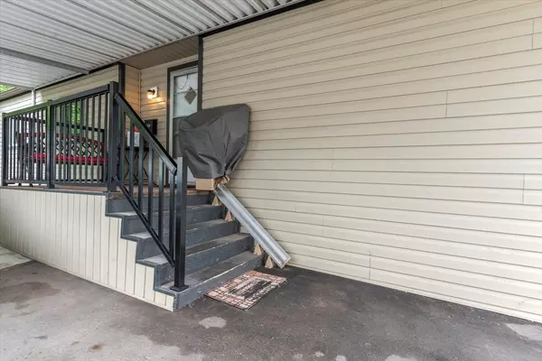 Abbotsford, BC V2T 4T1,31313 Livingstone AVE #15