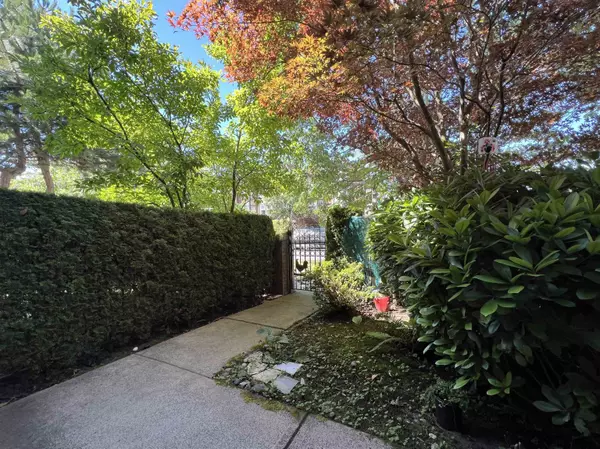 Richmond, BC V6Y 0A7,9420 Ferndale RD #3